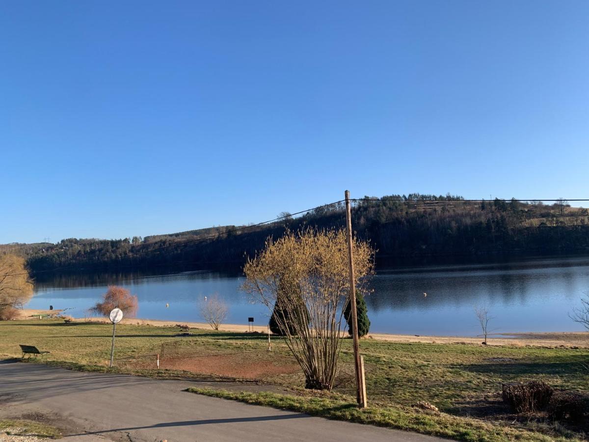 Apartmany Zupanovice Dobris Bagian luar foto